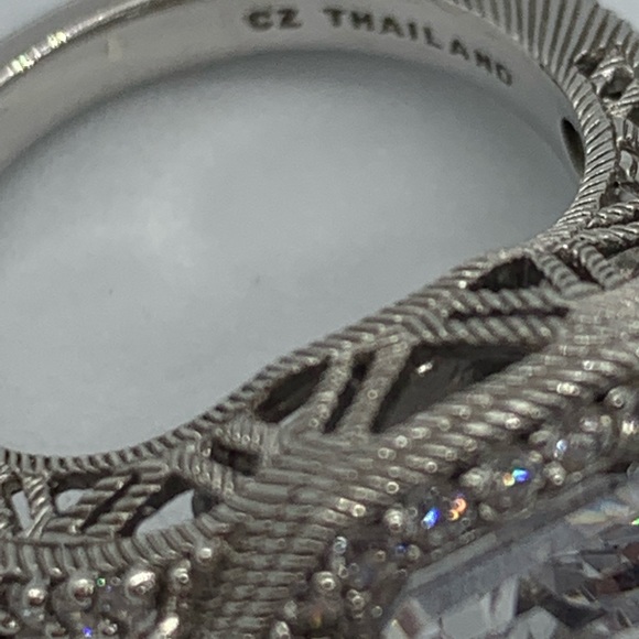 Judith Ripka Diamonique Silver Ring Sz 6 - Picture 8 of 9